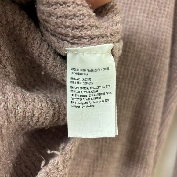 American Eagle soft purple crew neck oversized sweater size small - Picture 5 of 5